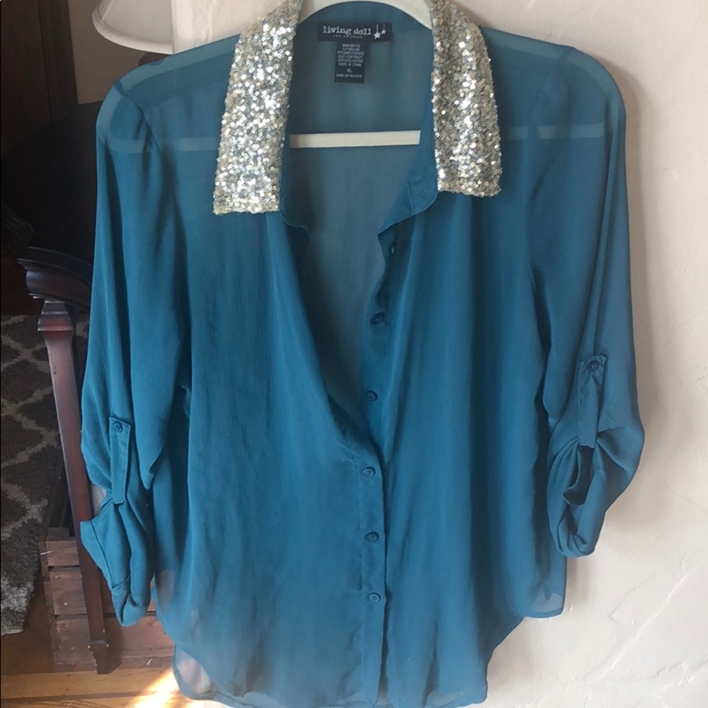 Green with gold collar blouse